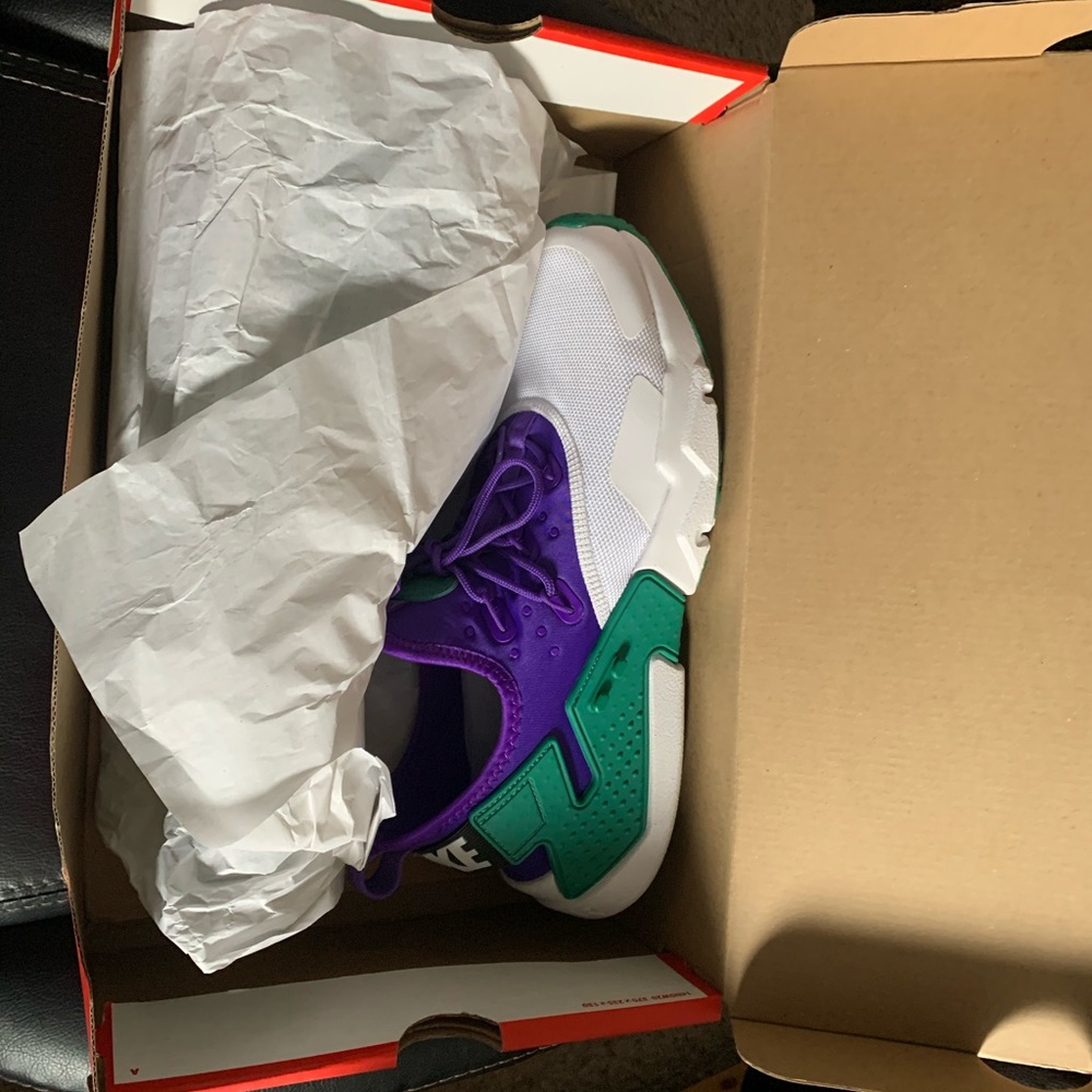 Men’s nikes